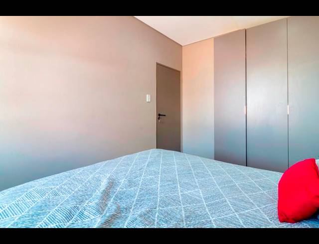 1 BEDROOM APARTMENT FOR SALE IN SANDTON CENTRAL